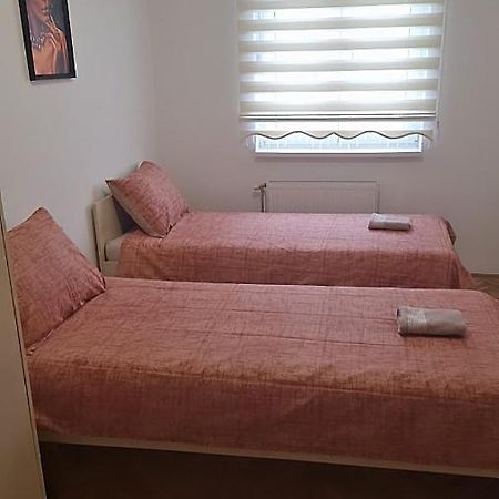 Vodenica Apartman Újvidék Kültér fotó